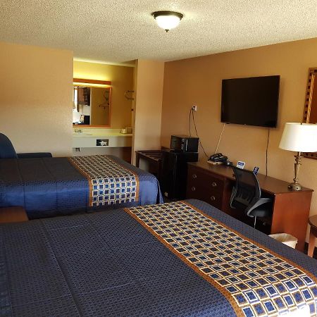 Budget Host Inn Eastland Екстериор снимка