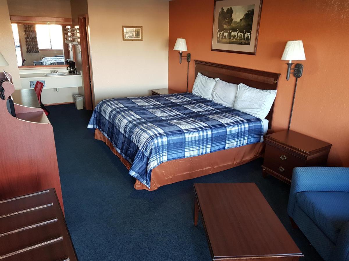 Budget Host Inn Eastland Екстериор снимка
