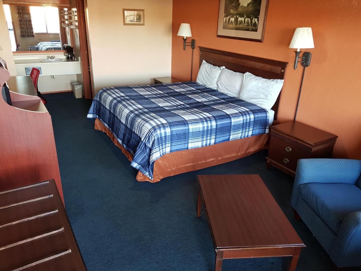 Budget Host Inn Eastland Екстериор снимка