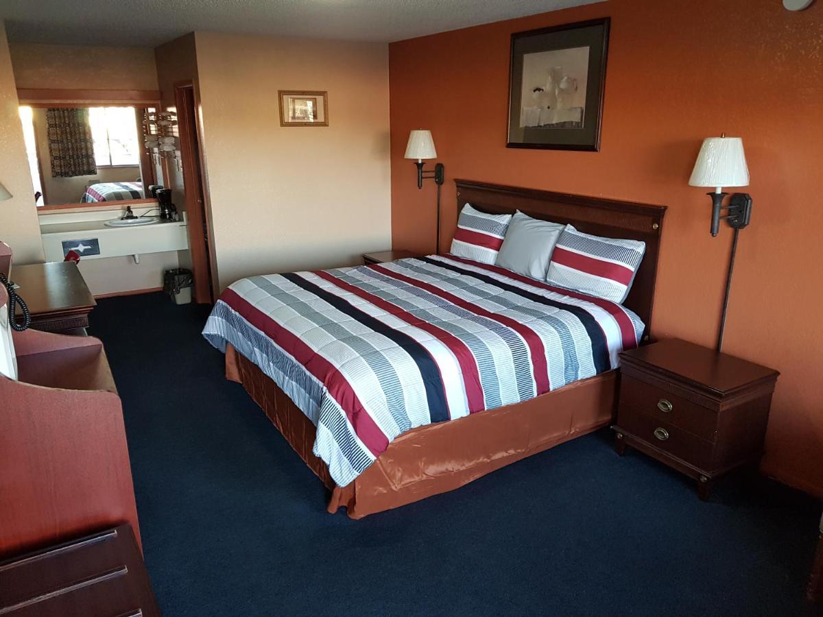 Budget Host Inn Eastland Екстериор снимка