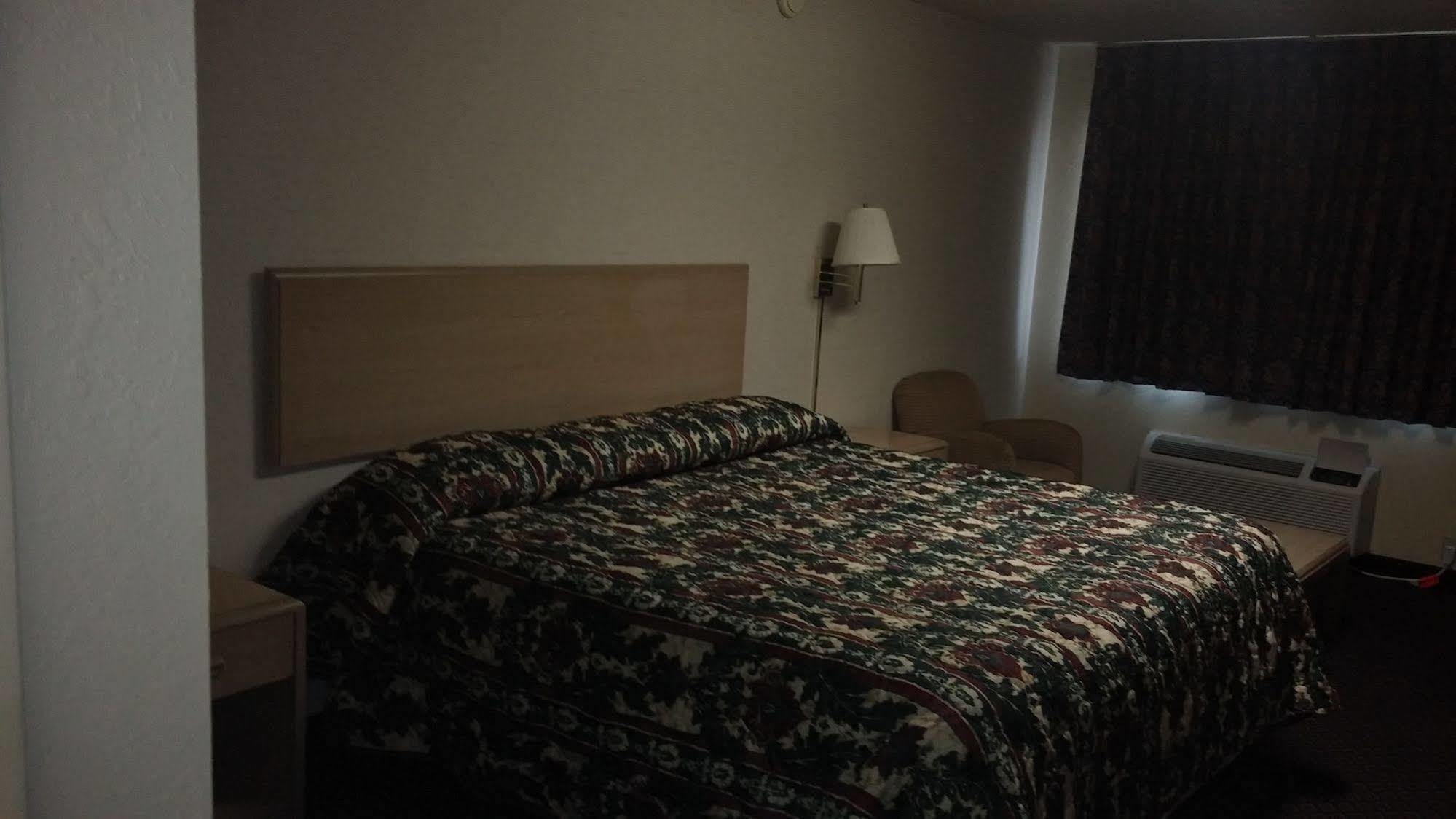 Budget Host Inn Eastland Екстериор снимка